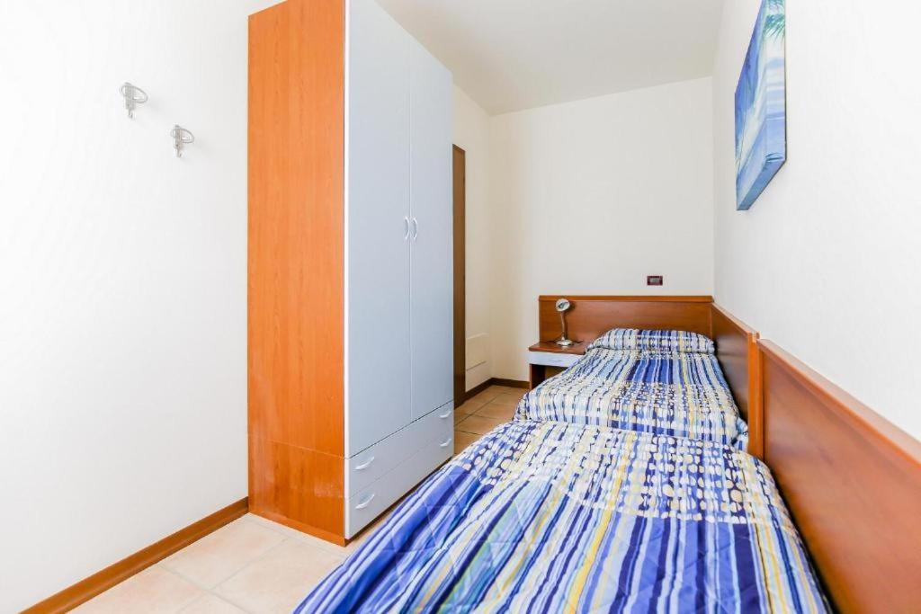 Villaggio Ai Ginepri - Agenzia Cocal Каорле Екстер'єр фото