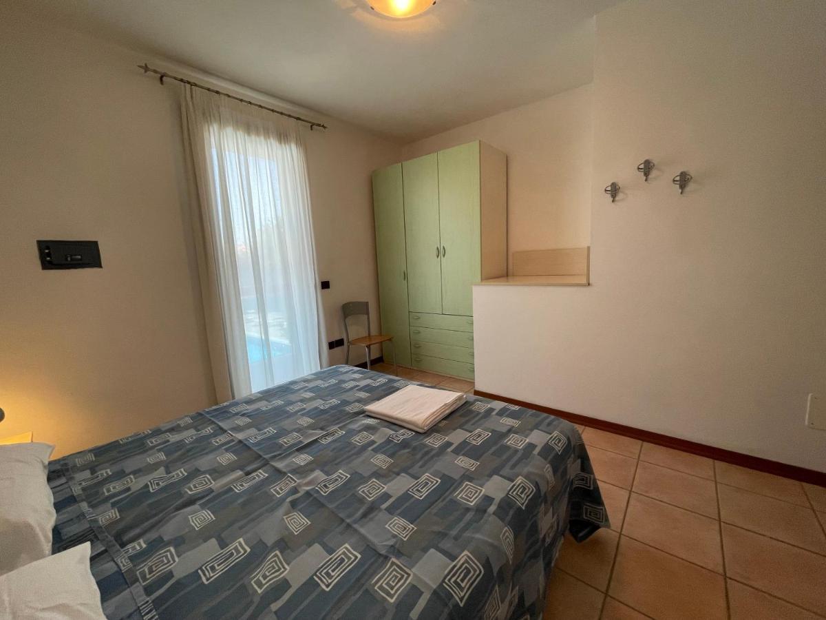 Villaggio Ai Ginepri - Agenzia Cocal Каорле Екстер'єр фото