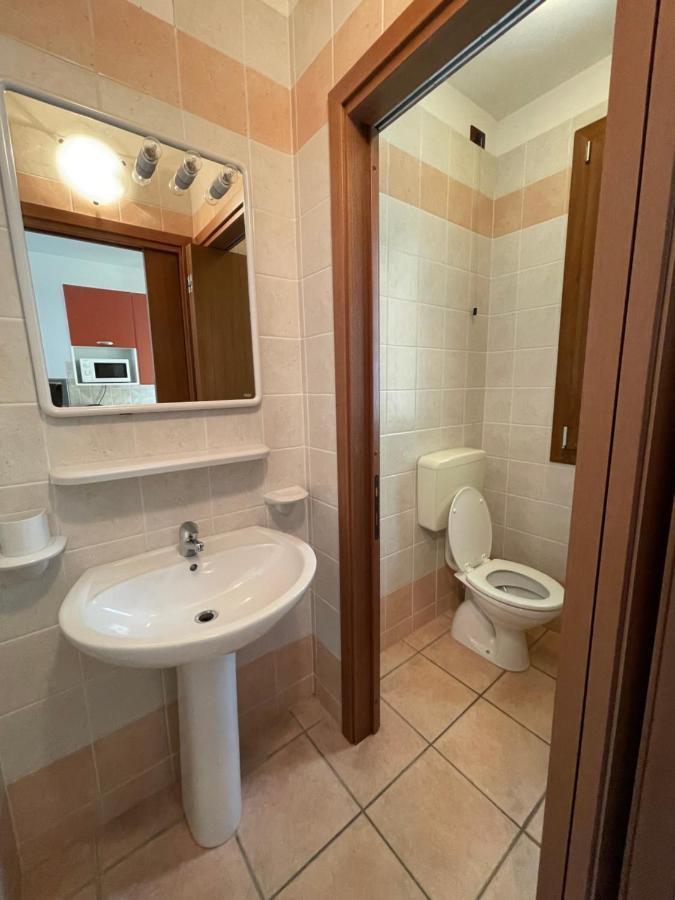 Villaggio Ai Ginepri - Agenzia Cocal Каорле Екстер'єр фото